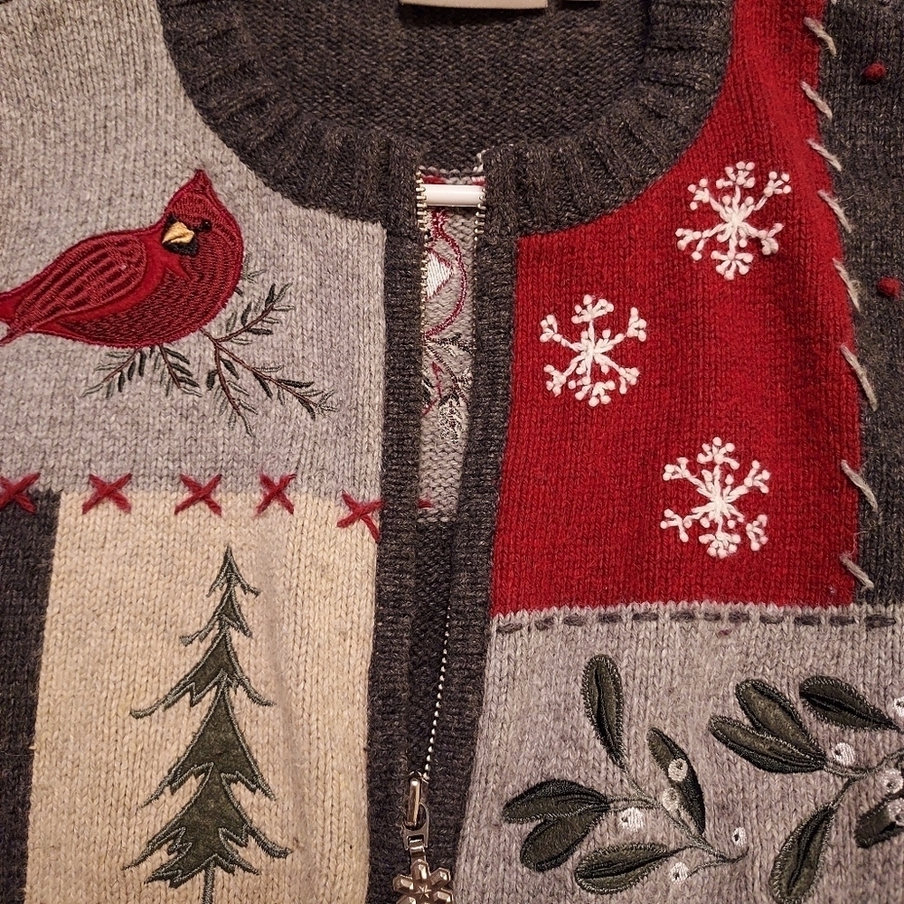 Croft and barrow small winter scene zip jacket red birds